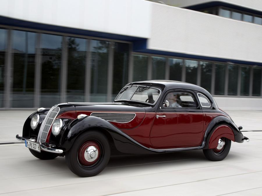  BMW 327 Coupe 1938 года  (фото 1 из 8)
